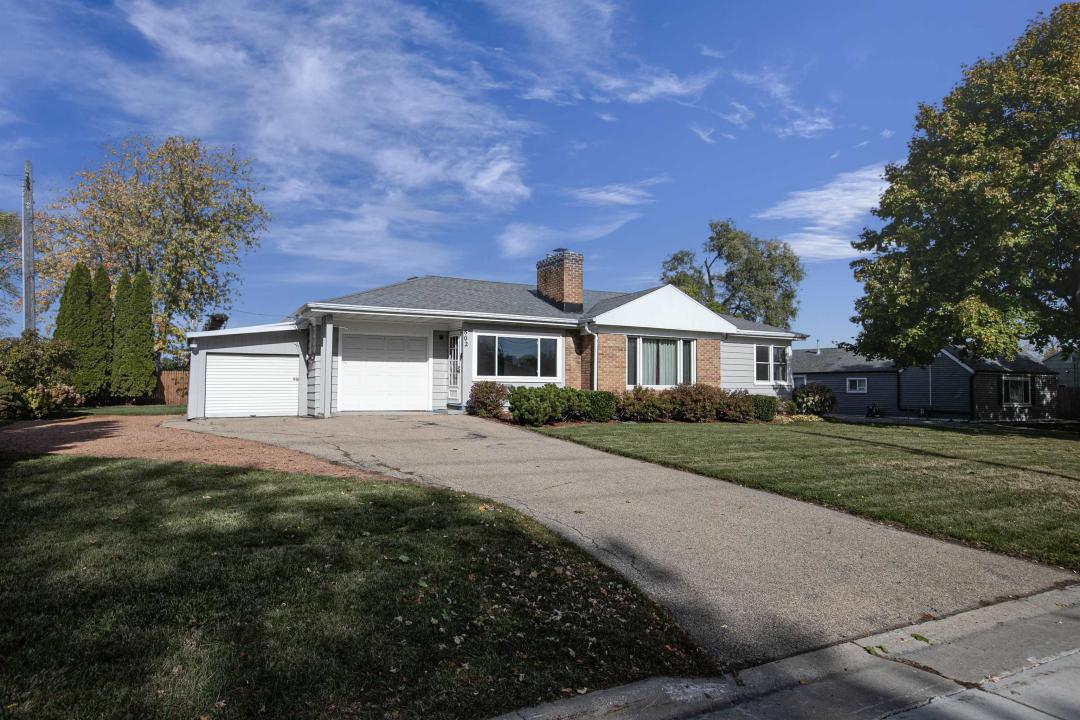 802 9th Street, Menasha, Wisconsin 54952, Estados Unidos