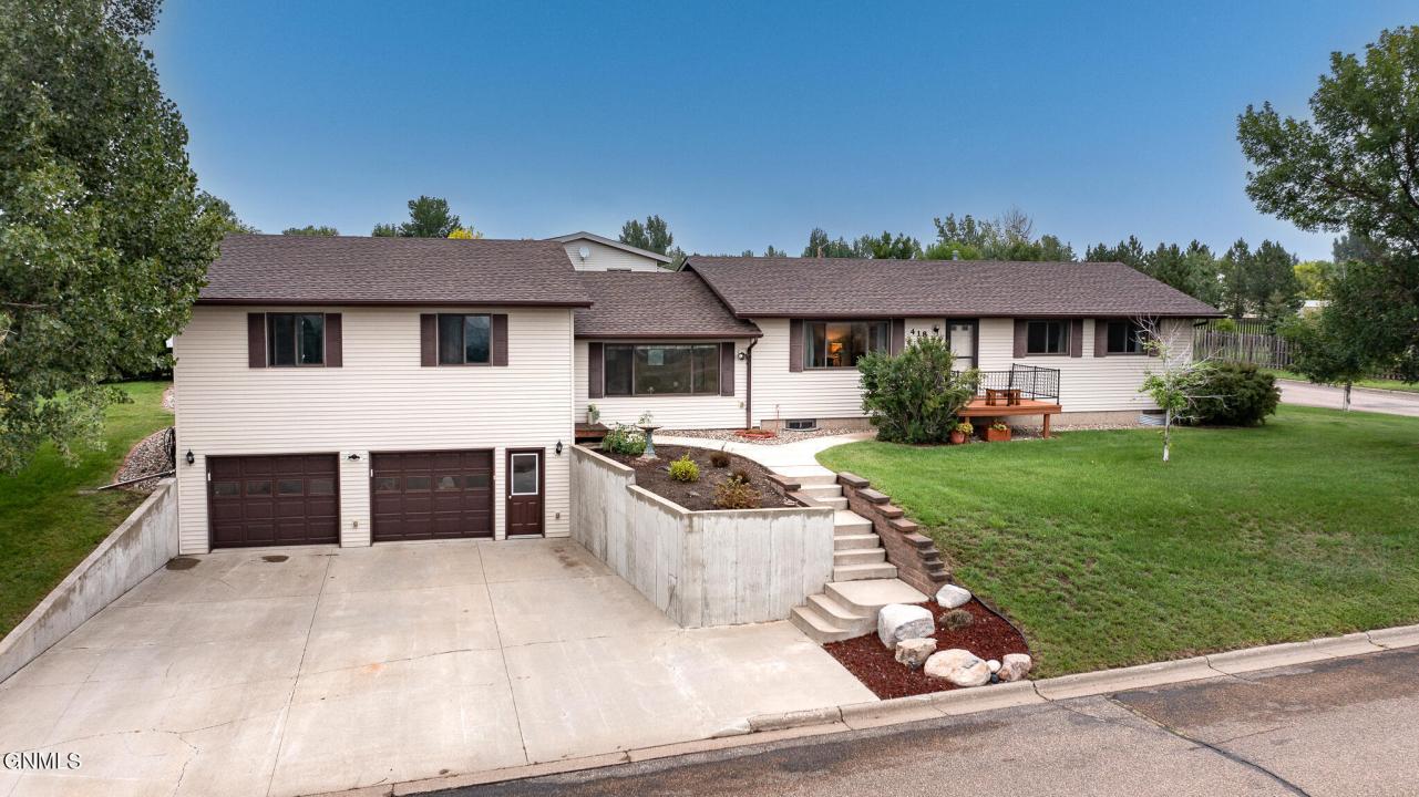 418 16th Street, Beulah, Dakota Du Nord 58523, États-Unis