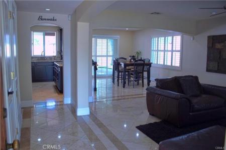 7719 Shoup, West Hills, Kalifornien 91304, USA