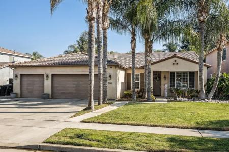 2144 N Tommy Street, Visalia, קליפורניה 93291, ארצות הברית של אמריקה 