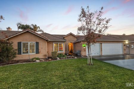 1051 W Pepper Drive, Hanford, California 93230, Stati Uniti