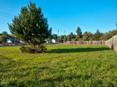 104 Dana Street, Fort Bragg, Калифорния 95437, Соединенные Штаты