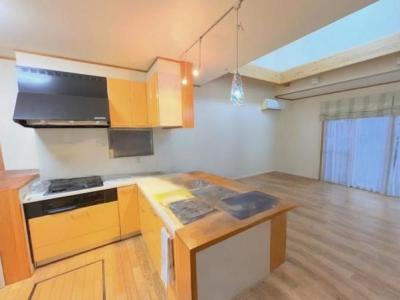 大字三室, さいたま市緑区, סאיטמה 336-0911, יפן