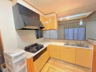 大字三室, さいたま市緑区, סאיטמה 336-0911, יפן