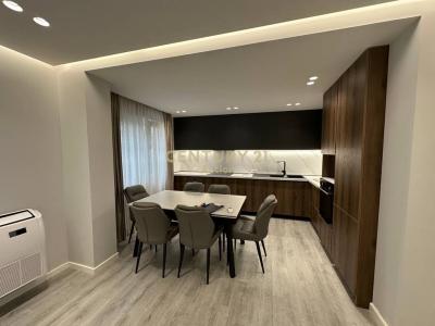 Rruga e Elbasanit, Tirana, Албания