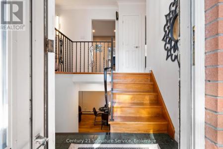 1602 CARLETTA DRIVE, Mississauga (lakeview), Ontario L4X 1E5, Canada