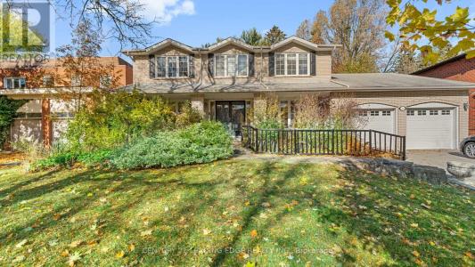 34 FOREST PARK CRESCENT, Markham (royal Orchard), Ontario L3T 2M7, Canada