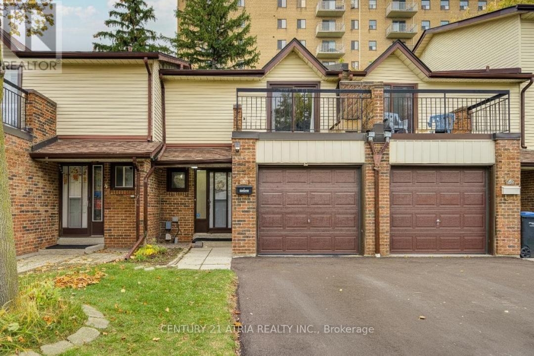 5 MCCALLUM COURT, Brampton (queen Street Corridor), Ontario L6W 3M4, Canada