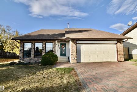 5202 55A STREET, St. Paul Town, Alberta T0A 3A1, Canada