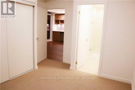 52 FOREST MANOR ROAD, Toronto (henry Farm), Ontario M2J 0E2, Canada