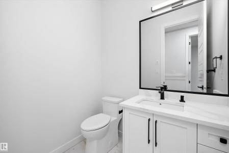 32 CANNES COVE, St. Albert, Alberta T8T 2C6, Canada