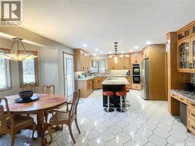 2 EVERGREEN ESTATES DRIVE, Meadow Lake, Saskatchewan S9X 1G3, Canada