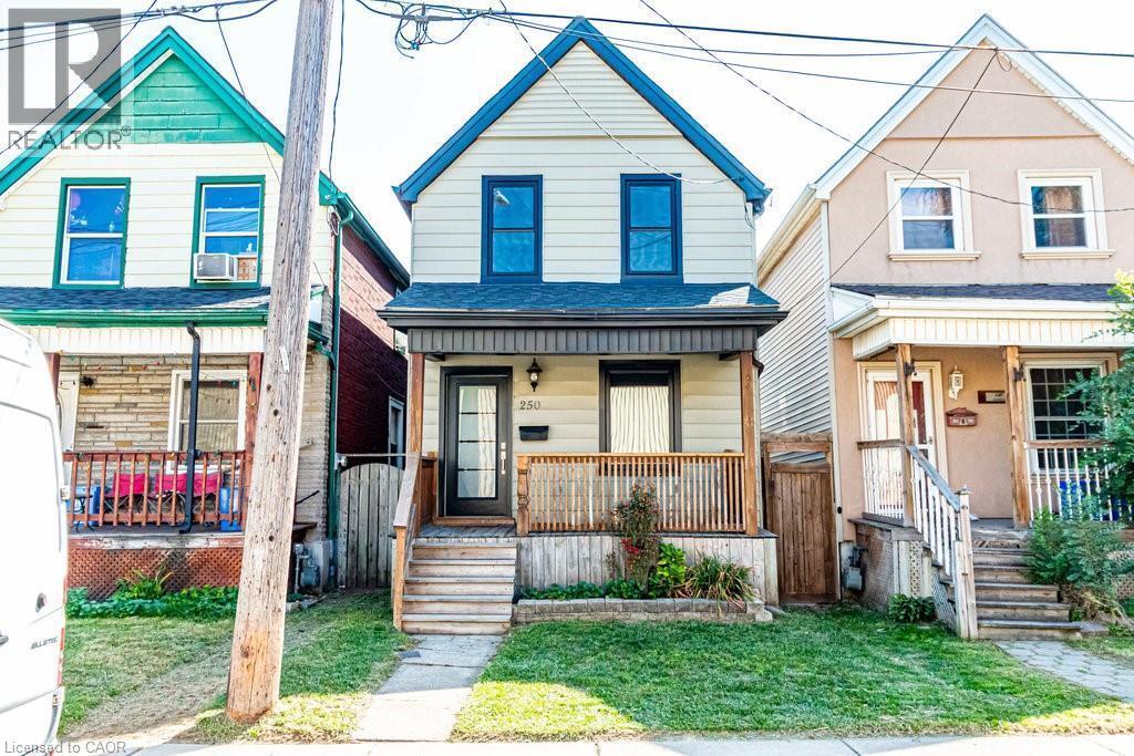 250 AVONDALE STREET, Hamilton, Ontario L8L 7C5, Kanada