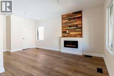 250 AVONDALE STREET, Hamilton, Ontario L8L 7C5, Kanada