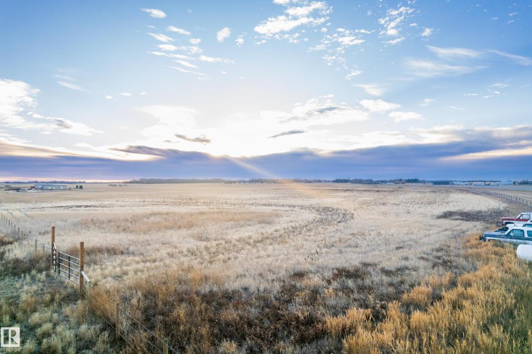HWY 44 RR 265, Rural Sturgeon County, Alberta T8R 0J3, Canada