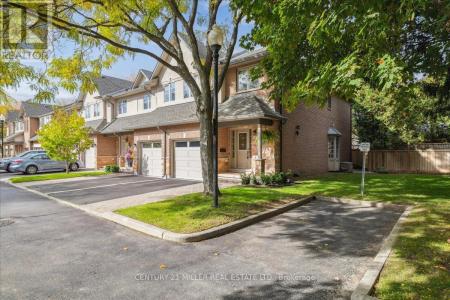 1019 NORTH SHORE BOULEVARD, Burlington (lasalle), Ontario L7T 1X8, Canadá