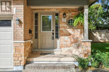 1019 NORTH SHORE BOULEVARD, Burlington (lasalle), Ontario L7T 1X8, Canadá