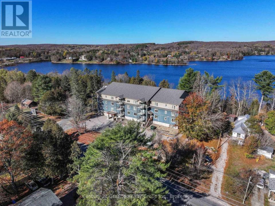 4 LAKE AVENUE, Dysart Et Al (dysart), Ontario K0M 1S0, Canadá