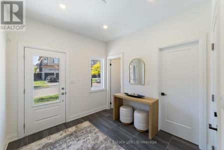 2150 TRAFALGAR ROAD, Oakville (ro River Oaks), Ontario L6H 8A5, Canada