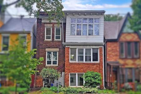 233 BORDEN STREET, Toronto, Ontario M5S 2N5, Canadá