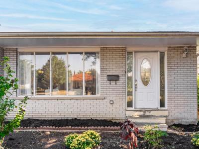 986 MCBRIDE AVENUE, Mississauga, Ontario L5C 1L6, Canada