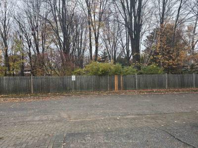 450 LAKESHORE DRIVE, North Bay, Ontario P1A 2E1, Canadá