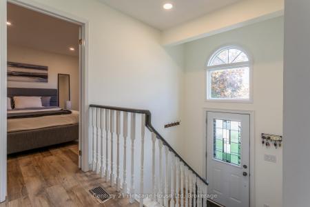 28 ANDERSON STREET, Woodstock, Ontario N4S 8X1, Canada