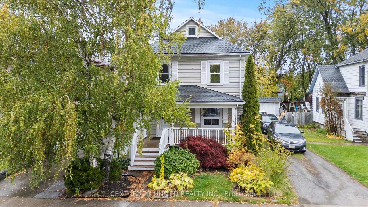 16 LOCUST STREET, Welland, Ontario L3C 4J2, Canada