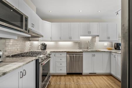 32 INNESBROOK COURT, Stittsville - Munster - Richmond, オンタリオ K2S 1C7, カナダ