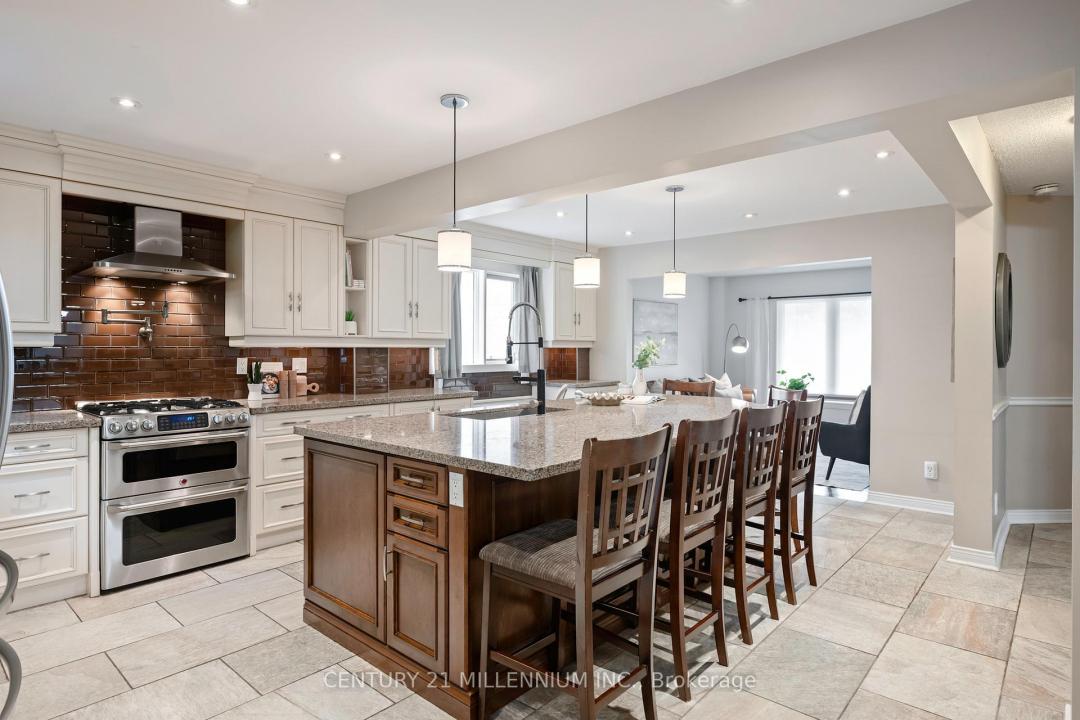 174 LISA MARIE DRIVE, Orangeville, Ontario L9W 4P7, Canada