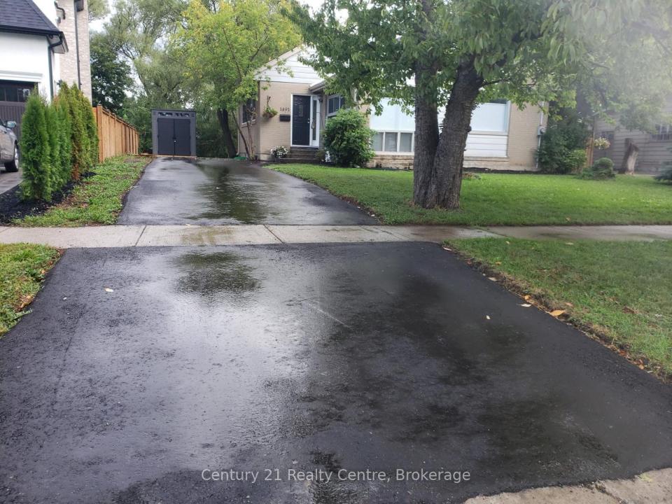 1491 PEMBROKE DRIVE, Oakville, أونتاريو L6H 1V6, كندا