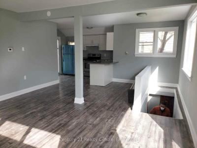 1491 PEMBROKE DRIVE, Oakville, أونتاريو L6H 1V6, كندا