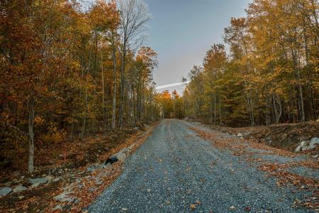 Ch. Astbury, Stanstead - Canton, Quebec J0B 3H0, Canada