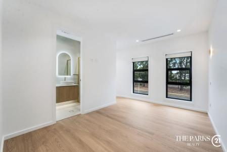 121 Avoca Road, Canley Heights, NSW 2166, Australia