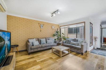 18b Gleeson Place, Abbotsbury, NSW 2176, Australia