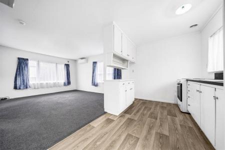 7/22 Grande Vue Road, Hill Park, Auckland 2102, New Zealand