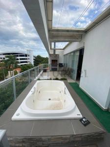 Luis Morales y Tte. 2do. Benigno Villamayor , Barrio Jara, Asunción 00001, 파라과이