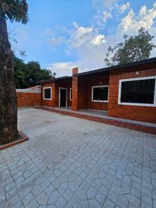 capellanes del chaco entre leopardi , Fernando De La Mora, Central 1801, Paraguay