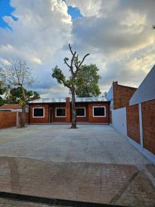 capellanes del chaco entre leopardi , Fernando De La Mora, Central 1801, Paraguay