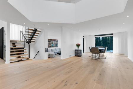 117  Rue Laporte, Dollard-Des Ormeaux, קוויבק H9A 3E3, קנדה 