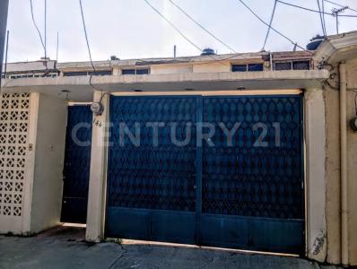 Prado de Cedro 144 A1,, Nezahualcoyotl, Estado De México 57179, Mexico