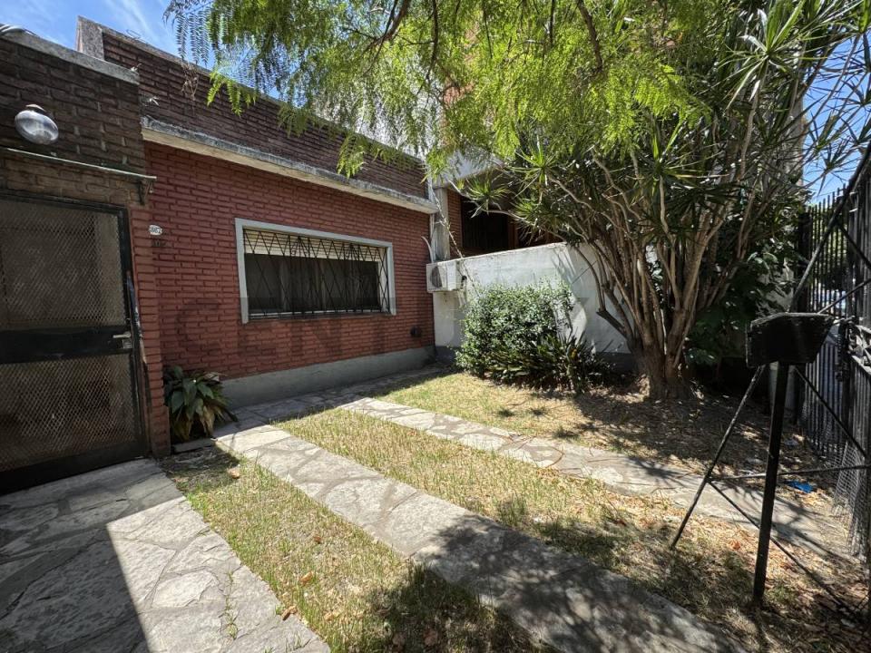 Leandro N alem 6837, Tres De Febrero, GBA Oeste 1682, Argentina