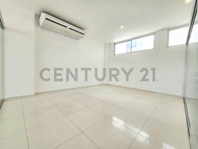 Equipetrol, Santa Cruz 00001, Bolivia