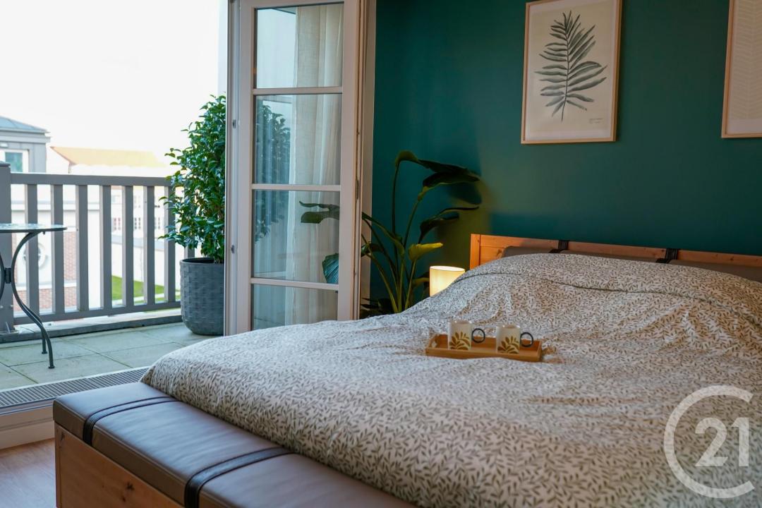 Serris, Isla De Francia 77700, Francia