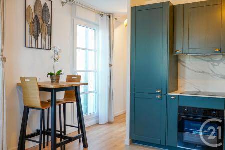 Serris, Isla De Francia 77700, Francia