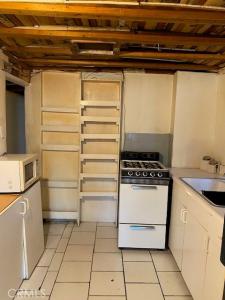 2767 W 1st St , 26, Santa Ana, California 92703, Stati Uniti