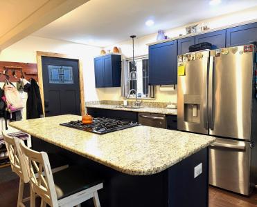 1069 Heavenridge, Essexville, 密西根州 48732, 美國