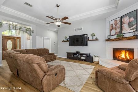 158 Creekwood Drive, Huntington, Texas 75949