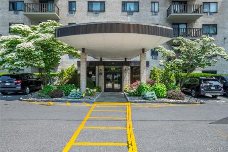 666 Pelham Road Unit 5L, New Rochelle, New York 10805, HOA KỲ