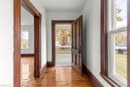 8004 N Farmington Road, Westland, 密西根州 48185, 美國